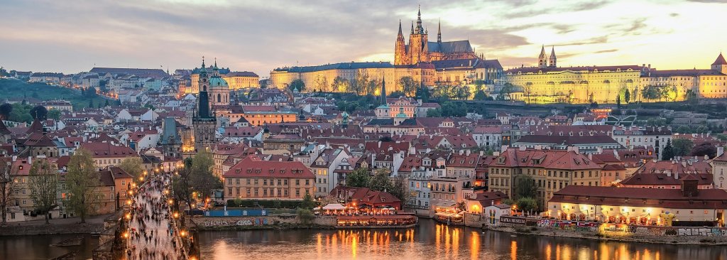 prague-unsplash-free.jpg